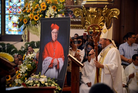 En la Catedral Metropolitana de la ciudad de Xalapa se realizó la misa  y sepelio del Cardenal Sergio Obeso acompañado de jerarcas católicos del país, autoridades estatales, figuras políticas y feligreses  se le  dio una emotiva despedida. 