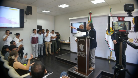 El gobernador Cuitláhuac García dio a conocer que durante la Mesa Estatal de Coordinación para la Construcción de la Paz se requirió a la Fiscalía acelerar las indagatorias de los casos de Actopan, Mixtla de Altamirano, Maltrata, Vega de Alatorre y Coatzacoalcos.