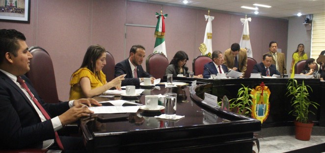 La Diputación Permanente de la LXV Legislatura aprobó el acuerdo de la Junta de Coordinación Política (JUCOPO) por el cual se amplía al 31 de octubre de este año el plazo para que la Secretaría de Fiscalización de esta Soberanía realice una auditoría a los ayuntamientos de Tuxpan, Úrsulo Galván, Jamapa y La Antigua. 