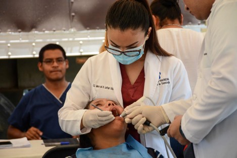 Como parte de las políticas públicas que impulsa el gobernador Cuitláhuac García Jiménez, la Secretaría de Salud (SS) llevó a cabo una jornada médica en la comunidad El Chiflido del municipio de Minatitlán.