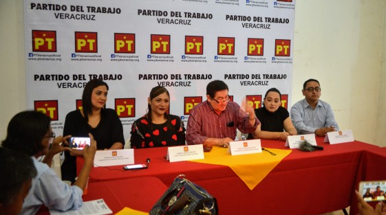 El coordinador ejecutivo del PT, Vicente Aguilar Aguilar, se dijo complacido por la aplicación de la ley a quienes han saqueado las arcas del país, Sin embargo el prófugo de la justicia Emilio Lozoya así como Rosario Robles no son los únicos responsables de actos de corrupción e impunidad, dijo. 
