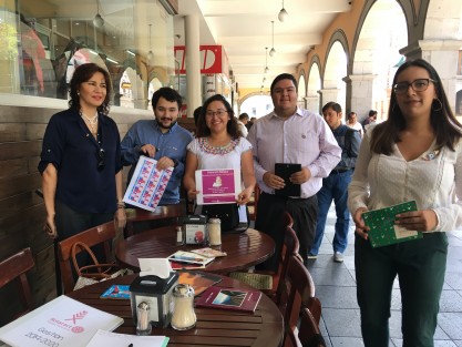 Jóvenes del Club Rotaract Xalapa Esperanza invitaron en rueda de prensa a participar en su evento anual de fomento a la lectura <em>Libro Perdido</em>, donando algún libro o activamente a buscarlos por la ciudad siguiendo la pistas a través de sus redes sociales el próximo 12 de septiembre. 

