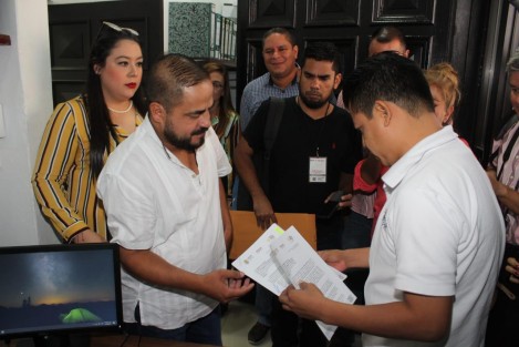La Procuraduría Estatal de Protección al Medio Ambiente (PMA) solicitó al Ayuntamiento de Veracruz información sobre el tema de recolección de basura, a fin de conocer si se encuentra imposibilitado para prestar el servicio a la población y elaborar un plan de emergencia; asimismo, intervenir en caso de un desequilibrio ambiental.