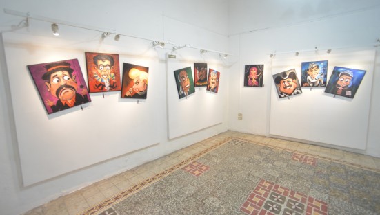En la Casa de la Caricatura de la ciudad de Xalapa se inauguró la exposición  <em>El placer de pintar</em> en homenaje a la trayectoria de 40 años del reconocido caricaturista Fernando Morales FM.