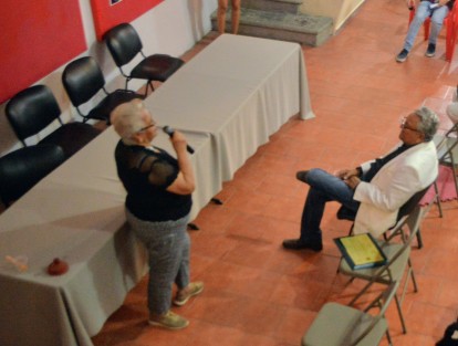 En la Casa de la Caricatura de la ciudad de Xalapa se inauguró la exposición  <em>El placer de pintar</em> en homenaje a la trayectoria de 40 años del reconocido caricaturista Fernando Morales FM.