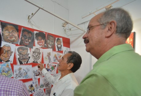 En la Casa de la Caricatura de la ciudad de Xalapa se inauguró la exposición  <em>El placer de pintar</em> en homenaje a la trayectoria de 40 años del reconocido caricaturista Fernando Morales FM.
