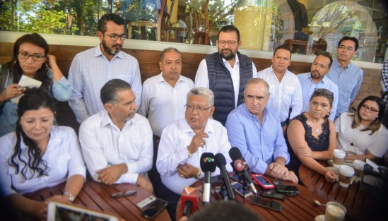 Joaquín Rosendo Guzmán Avilés, aspirante a la dirigencia estatal del PAN, convocó a los medios de comunicación para dar a conocer su inicio de campaña, la cual dijo arrancaría en la zona norte del estado. Guzmán Avilés comentó que la campaña de su planilla durará entre 13 y 15 días, y espera todo tipo de ataques de su contrincante.  