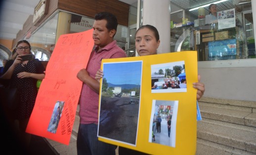Los padres del menor Zohan, quien fuera atropellado y muerto por una patrulla de la SSP el  pasado 22 de agosto, en la calle Camino Antiguo a El Tronconal de la colonia La Haciendita Xalapan, exigieron justicia y castigo para los policías estatales y marinos. 