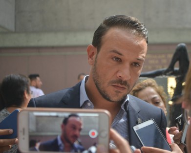 El diputado diputado Juan Manuel de Unánue, propuso reformar el Reglamento para el Gobierno Interior del Poder Legislativo del Estado, para otorgar continuidad a las sesiones y desahogar todo el orden del día.  