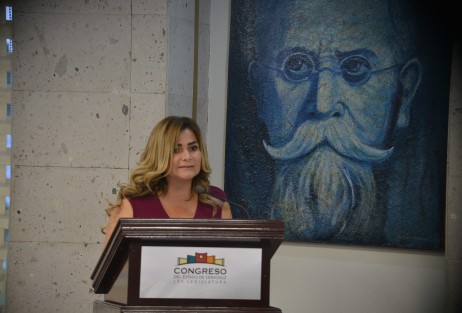 La diputada María Josefina Gamboa , presentó un anteproyecto con punto de Acuerdo para exhortar a la presidenta de la CEAPP, para que atienda con legalidad, oportunidad y eficiencia las manifestaciones de inconformidad que han expresado los periodistas de la zona norte del Estado en contra del Comisionado Pedro Alberto Díaz Cruz. 