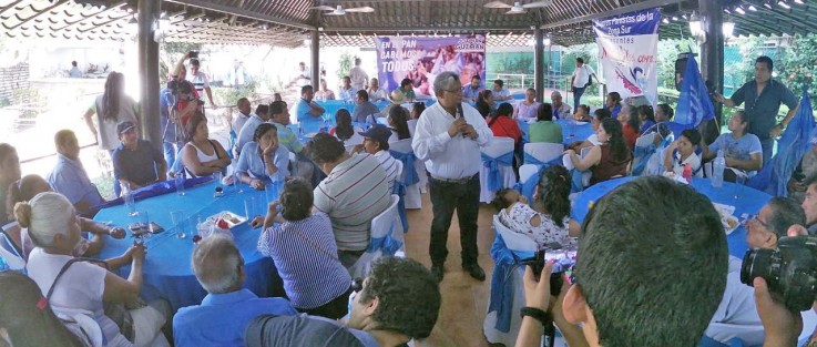 El candidato del PAN a la presidencia estatal de Veracruz, resaltó hoy la importancia de recuperar y dar valor a la figura del militante, en los que radica la verdadera fortaleza porque que dijo, son quienes hacen campaña