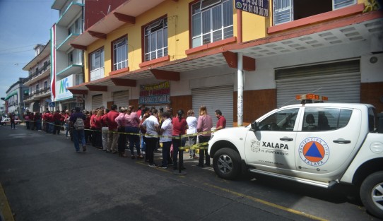 El Sindicato del Seguro Social de los Trabajadores de la Educación del Estado de Veracruz (SSTEEV), con el apoyo de Protección Civil municipal,  realizó este día un simulacro de sismo, donde se evacuó a más de 100 personas en un lapso de 4 minutos, en el marco del mes de Protección Civil. 
