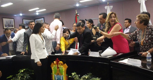 En su lugar fue designada Verónica Hernández Giadans. 