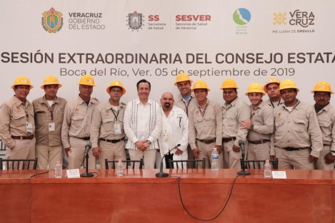 A esta campaña se sumarán el IMSS, ISSSTE, PEMEX, la Primera Región Naval, la VI Región Militar, la Universidad Veracruzana, el DIF Estatal, el Congreso del Estado y las instancias que integran el Consejo Estatal de Salud. De esta manera, Gobierno del Estado reitera su compromiso con el bienestar de las y los veracruzanos.