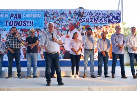 Durante su onceavo recorrido en busca del voto de los panistas rumbo a la renovación de la dirigencia estatal del PAN de Veracruz, Joaquín Rosendo Guzmán Avilés, sostuvo encuentros con panistas activos de los municipios de Saltabarranca y Medellín.  