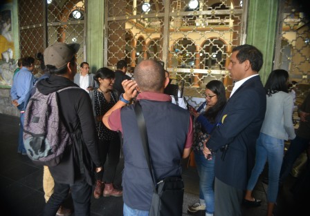 No se permitió la entrada a medios de información a un evento del gobernador Cuitláhuac García con el argumento de que era privado, al cual convocó  y asistió  el alcalde de Xalapa Hipólito Rodríguez, quien llegó corriendo y no quiso contestar nada al respecto.