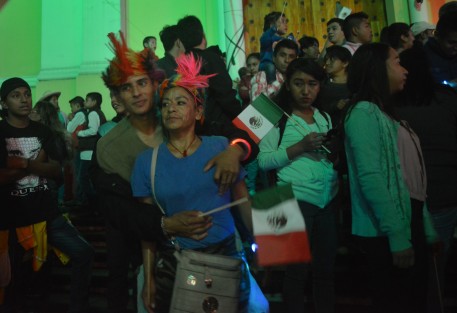 El gobernador del estado de Veracruz, Cuitláhuac García Jiménez dio su primer Grito de Independencia desde el balcón de Palacio de Gobierno. Luego de tocar la campana, se escuchó el Himno Nacional. 