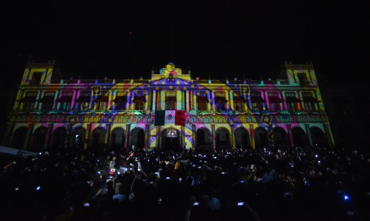 El gobernador del estado de Veracruz, Cuitláhuac García Jiménez dio su primer Grito de Independencia desde el balcón de Palacio de Gobierno. Luego de tocar la campana, se escuchó el Himno Nacional. 