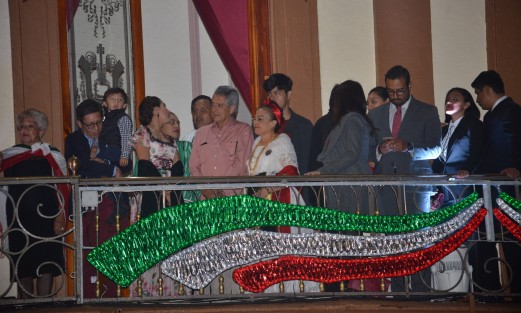 El gobernador del estado de Veracruz, Cuitláhuac García Jiménez dio su primer Grito de Independencia desde el balcón de Palacio de Gobierno. Luego de tocar la campana, se escuchó el Himno Nacional. 
