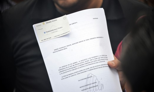 El gobernador Cuitláhuac García encabezó la Guardia de Honor por el 209 Aniversario de la Independencia de México en el monumento al Padre de la Patria, Miguel Hidalgo.