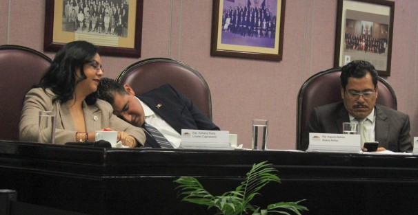Aspectos de la Cuarta Sesión Ordinaria Segundo Receso 1er. Año de Ejercicio Constitucional.