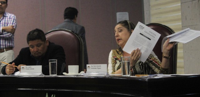 Aspectos de la Cuarta Sesión Ordinaria Segundo Receso 1er. Año de Ejercicio Constitucional.