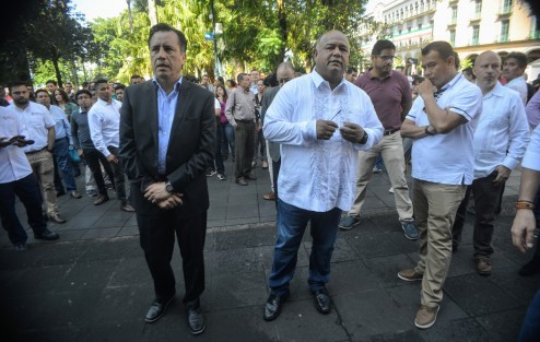 Por primera vez se vio que un gobernador participara dentro del simulacro. 