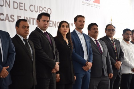  Verónica Hernández Giadáns,  encargada de despacho de la Fiscalía General del Estado, inauguró el curso de Vigilancias tácticas e intervención impartido por la Dirección de la cooperación Internacional del ministerio del interior de gobierno de la  República Francesa en la instalaciones de la Unidad Especializada del combate al secuestro.