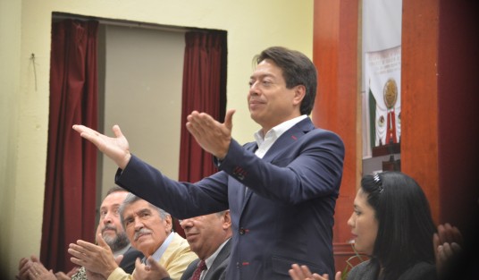 Diputados locales y federales, así como autoridades de gobierno y del OPLE, participaron en el <em>Foro Parlamento Abierto en Veracuz: Hacia una Reforma  electoral</em>, en el auditorio Sebastián Lerdo de Tejada de la Legislatura.  