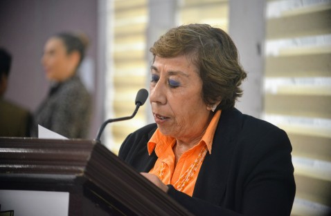La elaboración o, en su caso, actualización y publicación de los Reglamentos de Protección Animal en los 212 municipios veracruzanos propuso la diputada Cristina Alarcón Gutiérrez, mediante un Anteproyecto con Punto de Acuerdo, en el que contempla la colaboración de la Secretaría de Medio Ambiente (Sedema) en estas acciones. 