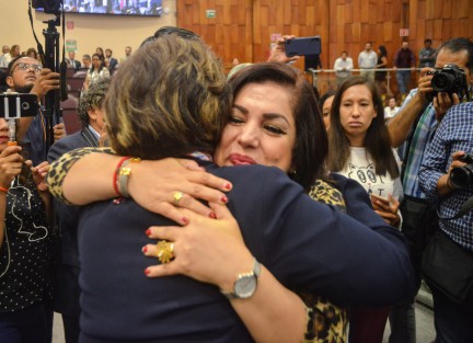 Con 48 votos a favor, en sesión extraordinaria, diputados de la LXV Legislatura de Veracruz, designaron a Delia González Cobos  como nueva titular del Órgano de Fiscalización Superior.