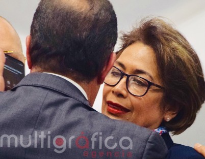 Con 48 votos a favor, Delia González Cobos rindió protesta como nueva auditora del ORFIS. El gobernador del estado, Cuitláhuac García, se comunicó personalmente para felicitarla.  
