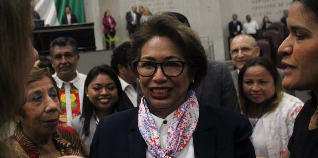 
Con 48 votos a favor, en sesión extraordinaria, diputados de la LXV Legislatura de Veracruz, designaron a Delia González Cobos como nueva titular del Órgano de Fiscalización Superior. 