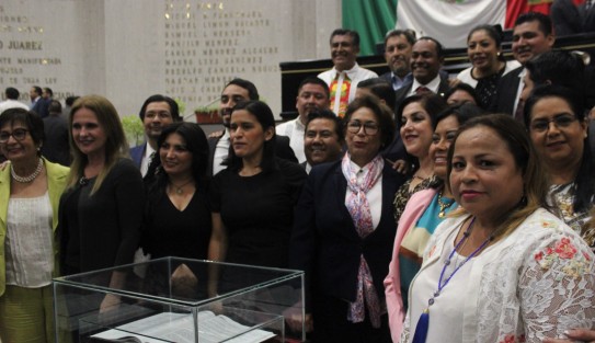 
Con 48 votos a favor, en sesión extraordinaria, diputados de la LXV Legislatura de Veracruz, designaron a Delia González Cobos como nueva titular del Órgano de Fiscalización Superior.