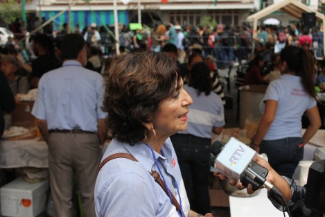 El festival artístico y la venta de antojitos en Plaza Lerdo como parte de la Colecta Anual de Cäritas de Xalapa, A. C. se prolongará hasta la 8 de la noche. 