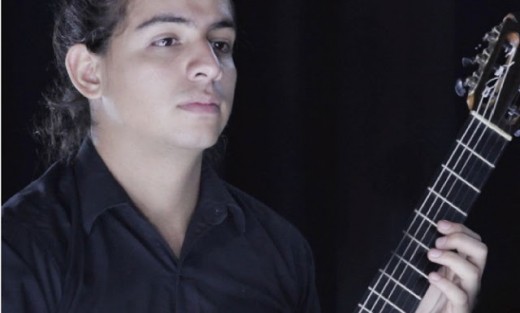 Fernando Escalante ganó una beca para Salzburgo, y necesita apoyos para poder viajar a iniciar sus estudios.  