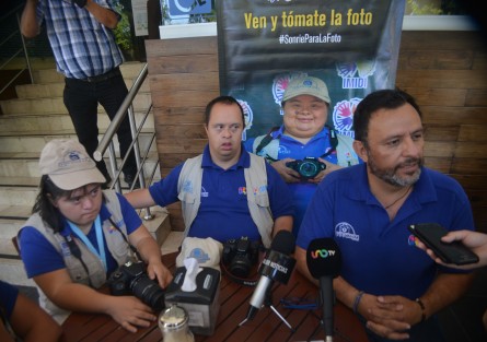 Integrantes del Instituto Mexicano de Investigación y Desarrollo Integral A.C. (IMIDI), invita al público en general a la exposición fotográfica de la vida urbana <em>Alma de Xalapa</em>, que expondrá en las instalaciones de la Legislatura el 4 de octubre.  