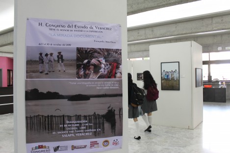 Fue inaugurada en la primera sala de exposiciones del Palacio Legislativo, la exposición fotográfica <em>La Mirada Documental</em> de la artista Nina Ozuna, misma que reúne imágenes que en diversos sitios ha guardado en su memoria fotográfica. 