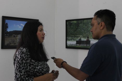 <em>La Mirada Documental</em>, de Nina Ozuna, tiene como propósito, además de compartir con el espectador, momentos vividos en sitios visitados, recaudar fondos para un documental que aborda la problemática que viven niños en situación de calle, con el fin de hacer visible algo grave que generalmente pasa normalmente desapercibido para la sociedad. 