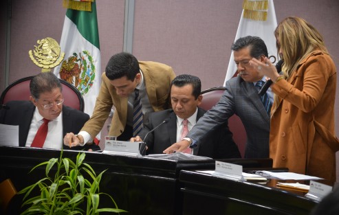 A petición de la diputada María Josefina Gamboa se leyó la lista de  la propuesta de los 13 magistrados propuestas por el ejecutivo  los cuales son de Bertha Inés Chávez Méndez; Claudia Reséndiz Aguilar; Graciela Patricia Berlín Mendoza; Denisse de los Ángeles Uribe Obregón; Florencia Cruz Hernández; Isabel Inés Romero Cruz, María del Socorro Hernández Cadena; Rosalba Hernández Hernández; Sofía Martínez Huerta; Adolfo Cortés Veneroso; Cándido Nicanor Rivera; Esteban Martínez Vázquez y Sergio Jiménez Maraboto.