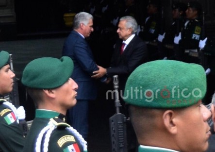 En ceremonia realizada en Palacio Nacional, el presidente de México, Andrés Manuel López Obrador, acompañado de su esposa, Beatriz Gutiérrez, recibieron a Miguel Díaz-Canel Bermúdez, presidente de la República de Cuba.  