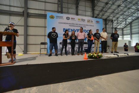 En las instalaciones del complejo deportivo Omega en Xalapa, la coordinación 17h  de educación Física Federalizada,  en compañía de  autoridades de la SEV, niños de preescolar y padres de familia, realizaron el segundo evento de Actívate Por un estilo de vida saludable en movimiento.