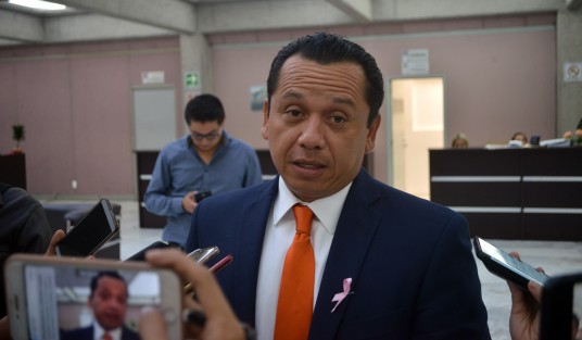 El diputado Alexis Sánchez García presentó ante la Diputación Permanente la iniciativa que reforma diversas disposiciones de la Ley Estatal de Pesca y Acuacultura Sustentable para el Estado, cuyo propósito es capacitar continuamente al sector pesquero, respecto al cuidado y protección del entorno, entre otros aspectos. 