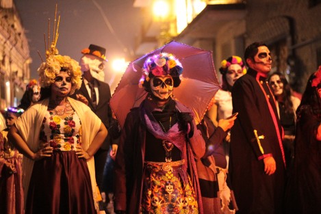 Pese al clima xalapeño, se llevó a cabo el Paseo de Catrinas 2019 por calles del centro de Xalapa, con  una gran asistencia. 