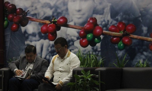 En el Palacio Legislativo se llevó a cabo el foro Hacia una Cafeticultura Sustentable, que reunió a industriales y especialistas de las 10 regiones productoras de café de la entidad.  