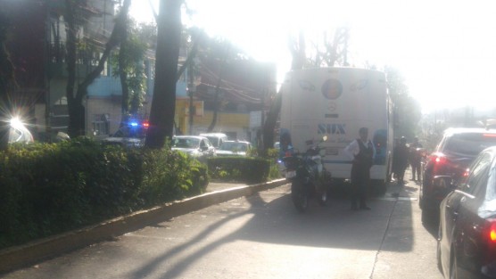 La unidad que atropelló y dio muerte a la mujer fue la número económico 597 del SUX, cuyo conductor huyó del lugar de los hechos tras el accidente, pero pudo ser detenido por elementos de Seguridad Pública en las calles Pípila con Américas.  