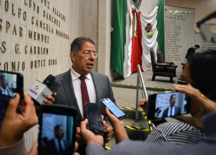 Después de una larga discusión con 31 votos a favor, 12 en contra y una abstención, diputados de MORENA aprobaron rechazar el Informe de Resultados de la Cuenta Pública 2018, por lo que habrá una nueva fiscalización al último año de Miguel Ángel Yunes Linares como gobernador y al primero de las actuales alcaldías.