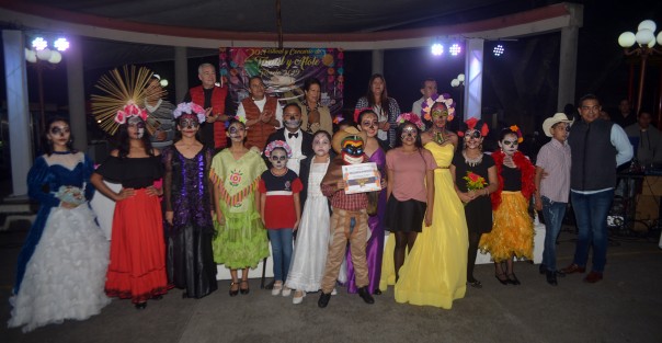 En el marco de las Celebraciones de Día de Muertos y Todos Santos, se llevó a cabo el 2o. Festival y Concurso de Tamal y Atole, Teocelo 2019 en la explanada de Palacio Municipal.
