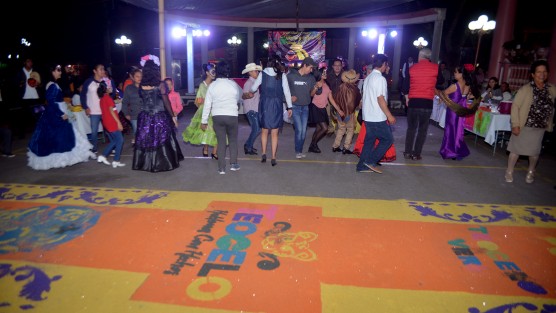 Para cerrar el evento  se presentó el Ballet de Casa de Cultura Teocelo 
dando muestra de su arte y gran desempeño con la presentación de Xantolo.   