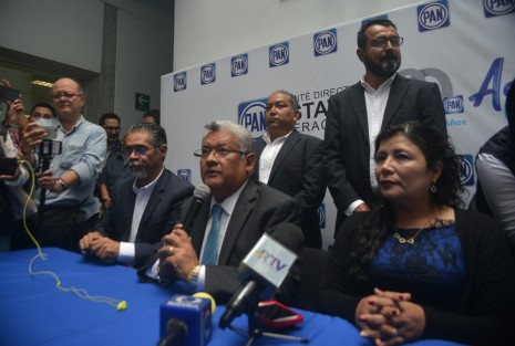 Previo a su toma de protesta, Joaquín Rosendo Guzmán Avilés dijo que la elección que le dio el triunfo como dirigente estatal del PAN fue transparente. Adelantó que hoy comenzará el proceso entrega-recepción con el anterior comité.  